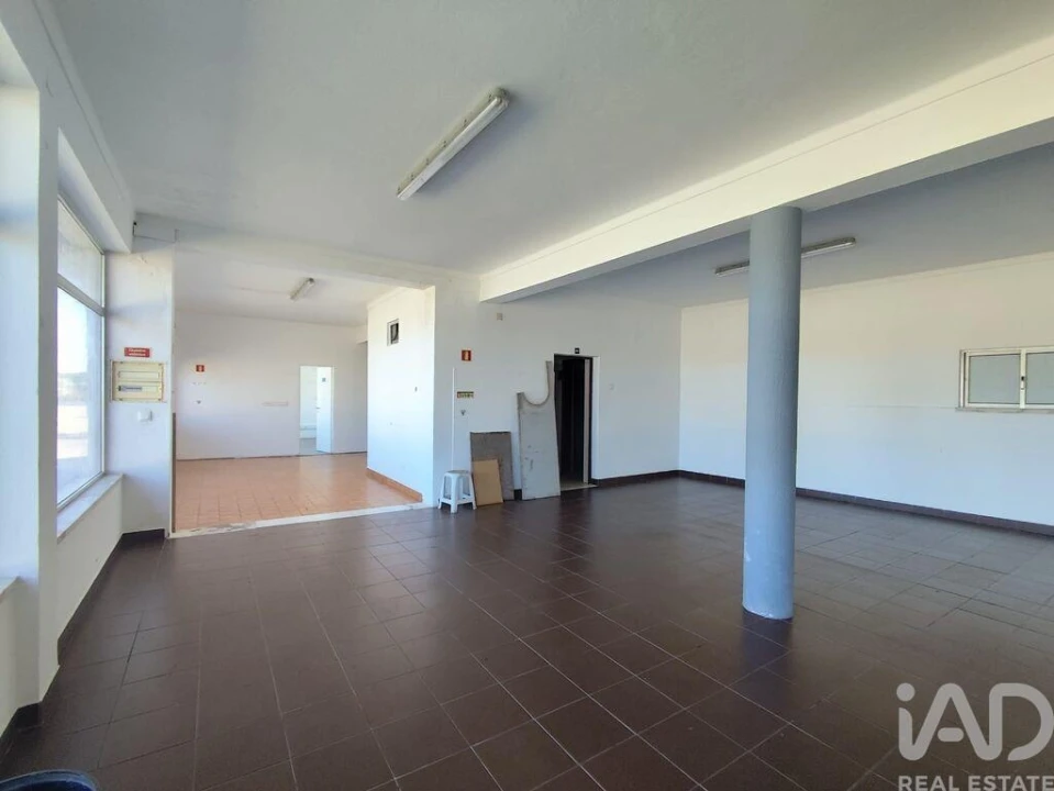 Armazém para Venda em Aveiras de Baixo Foto 27