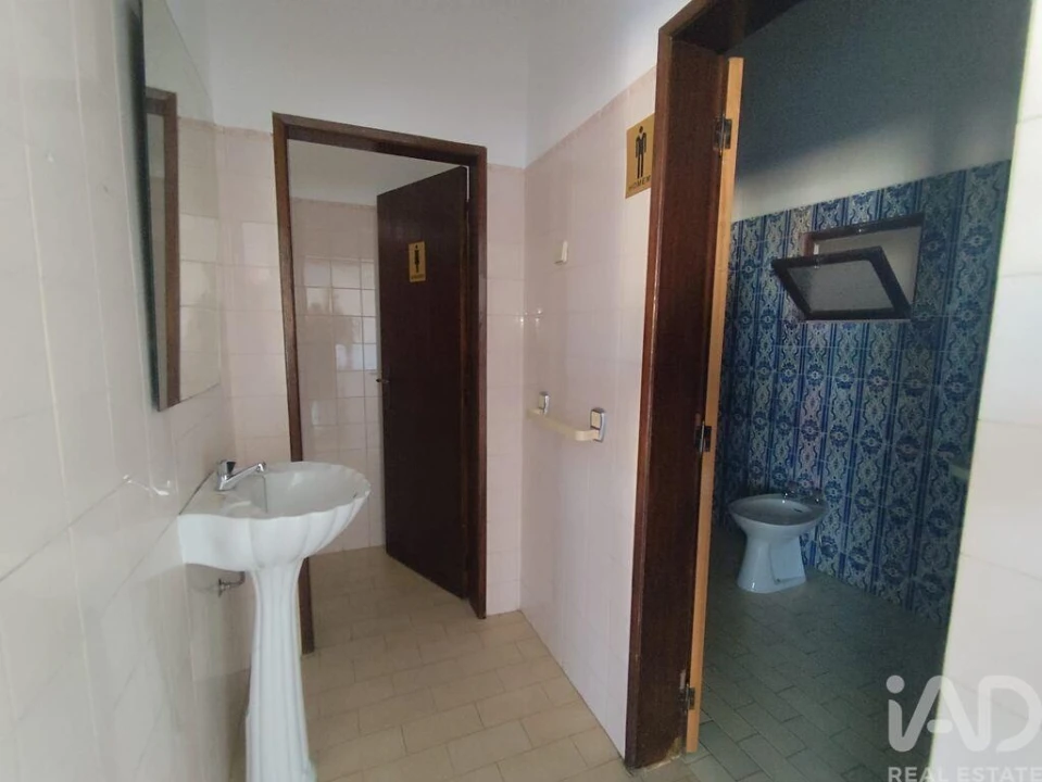 Armazém para Venda em Aveiras de Baixo Foto 26