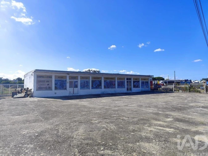 Armazém para Venda em Aveiras de Baixo Foto 17