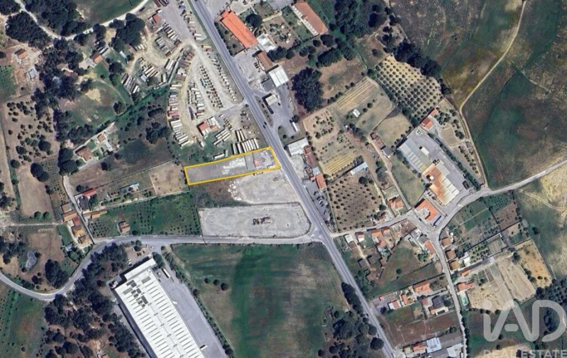 Armazém para Venda em Aveiras de Baixo Foto 20