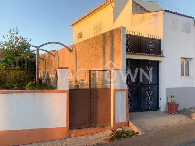 Moradia T2 para Venda em Alcanena e Vila Moreira Foto 1