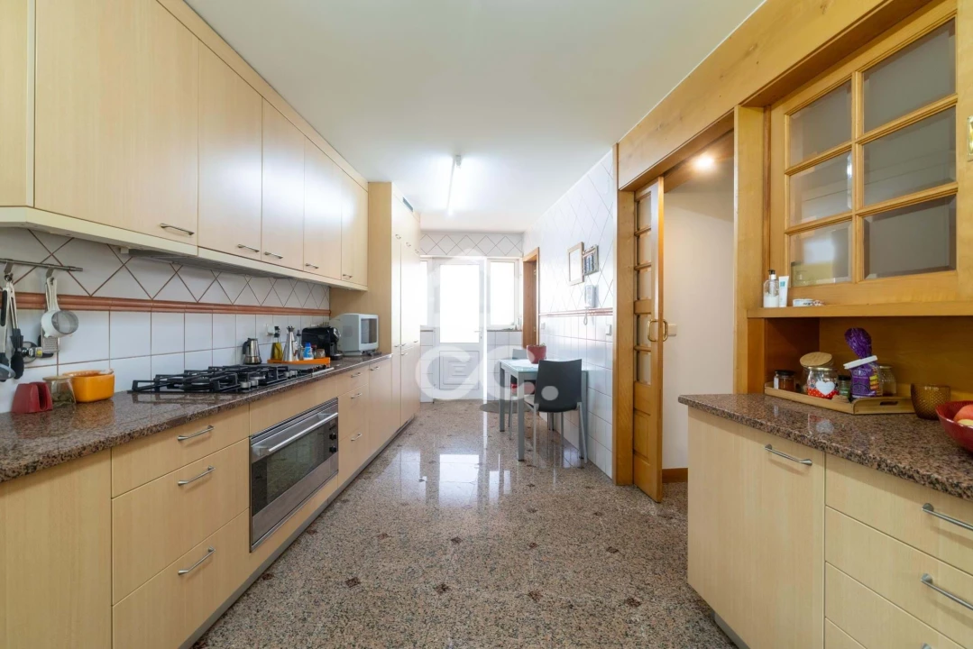 Moradia T4 para Venda em Gavião Foto 10