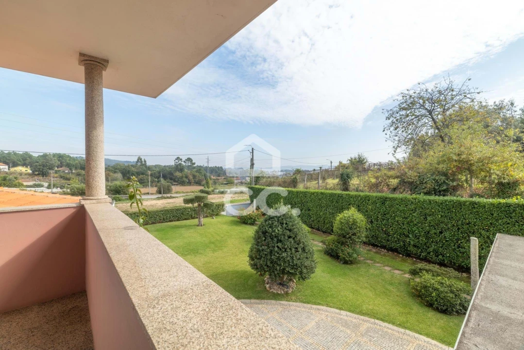 Moradia T4 para Venda em Gavião Foto 2