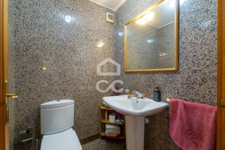 Moradia T4 para Venda em Gavião Foto 43