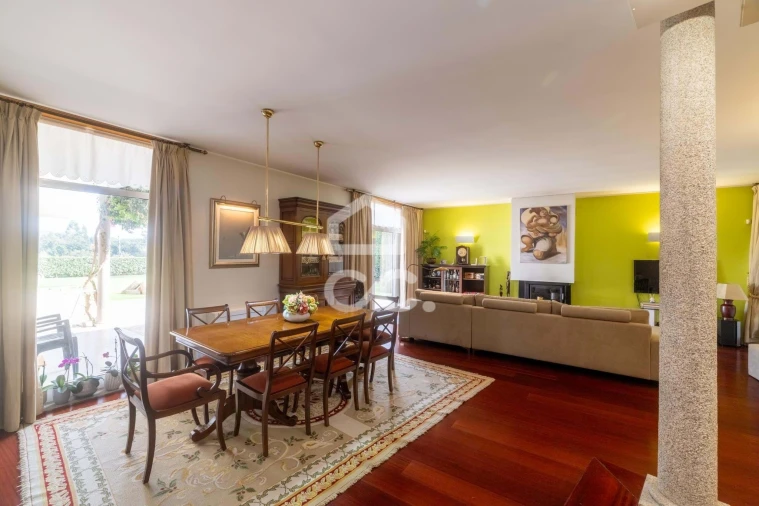 Moradia T4 para Venda em Gavião Foto 34