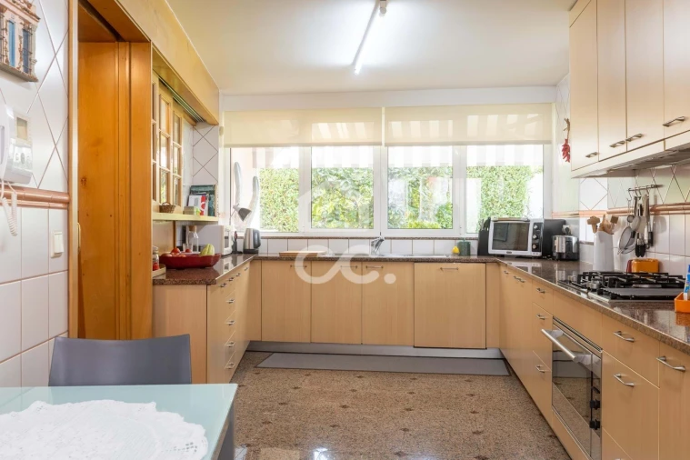 Moradia T4 para Venda em Gavião Foto 8