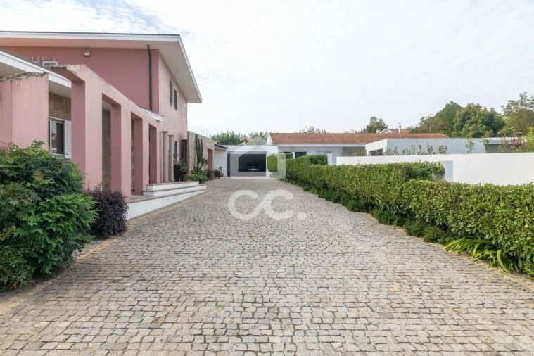 Moradia T4 para Venda em Gavião Foto 3