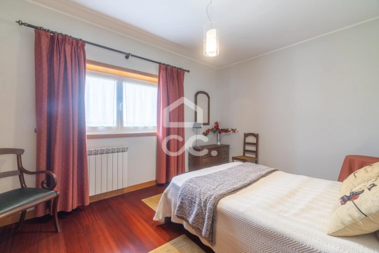 Moradia T4 para Venda em Gavião Foto 29