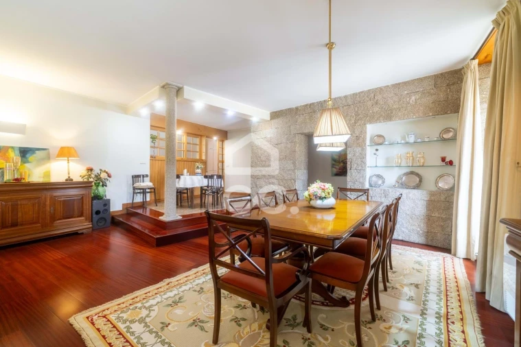 Moradia T4 para Venda em Gavião Foto 5