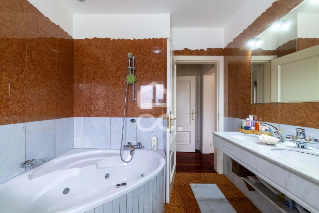 Moradia T4 para Venda em Gavião Foto 41