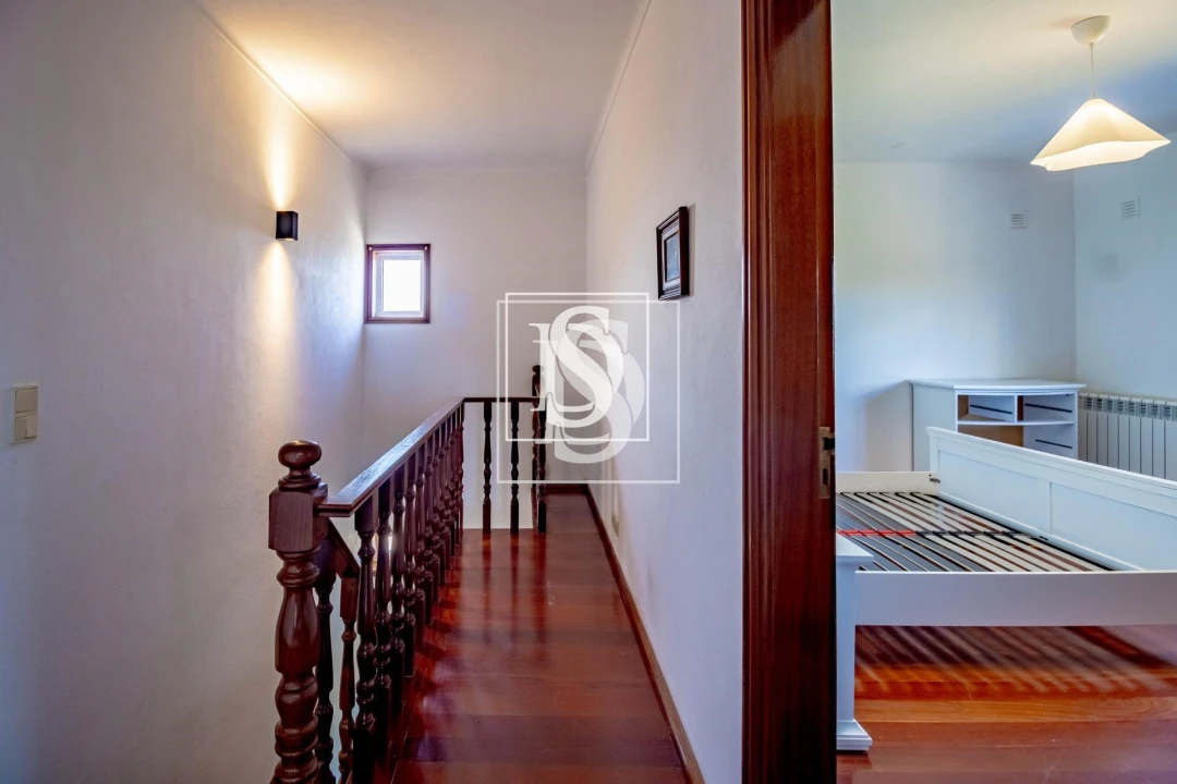 Moradia T4 para Venda em Salvador do Monte Foto 30