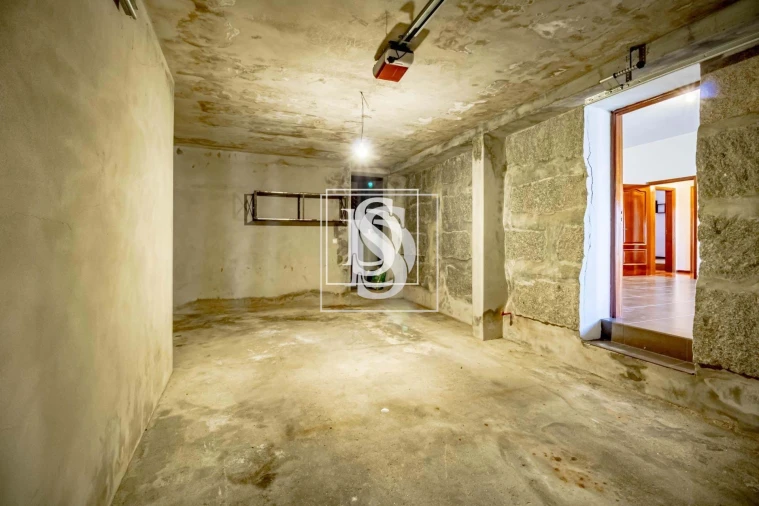 Moradia T4 para Venda em Salvador do Monte Foto 43