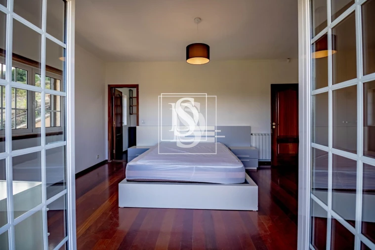 Moradia T4 para Venda em Salvador do Monte Foto 28