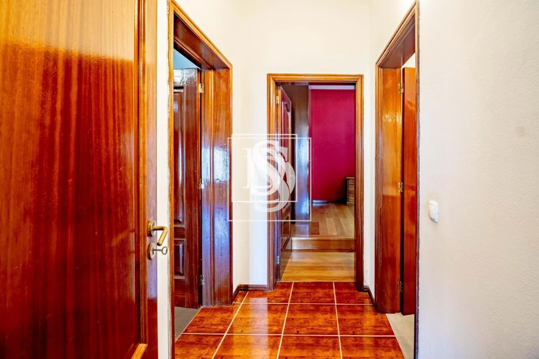 Moradia T4 para Venda em Salvador do Monte Foto 35