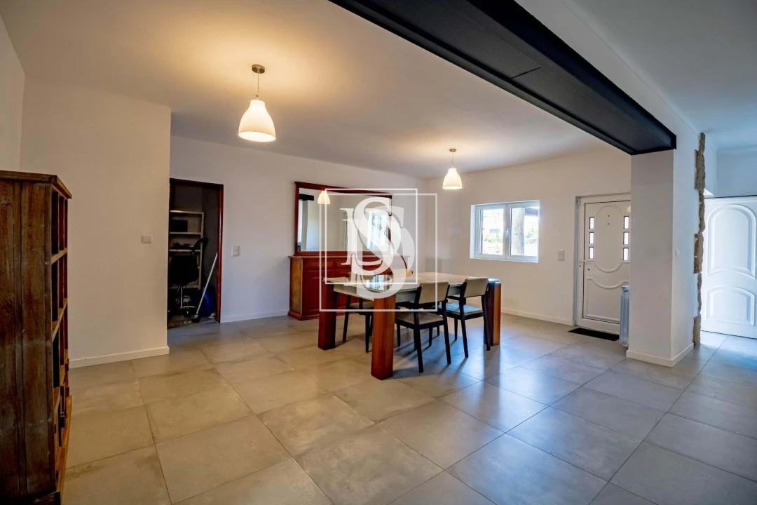 Moradia T4 para Venda em Salvador do Monte Foto 15