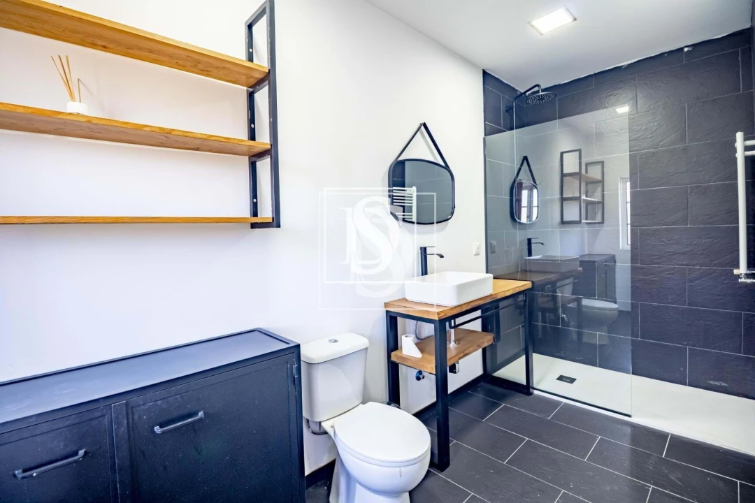 Moradia T4 para Venda em Salvador do Monte Foto 24