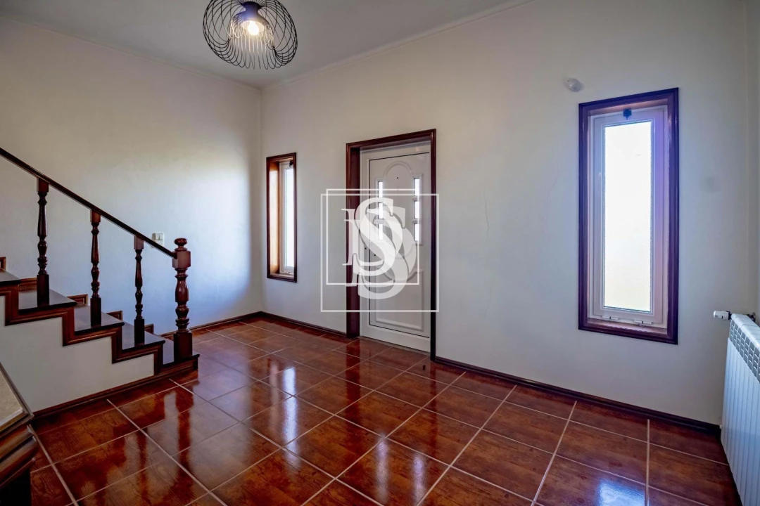 Moradia T4 para Venda em Salvador do Monte Foto 33