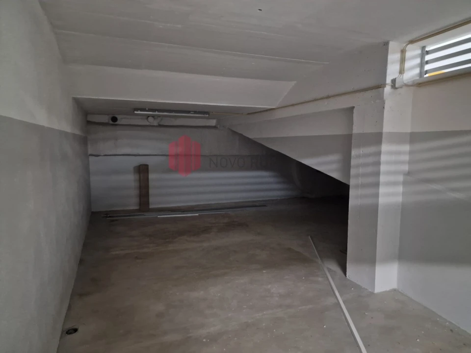 Loja para Arrendamento em Cidade da Maia Foto 8