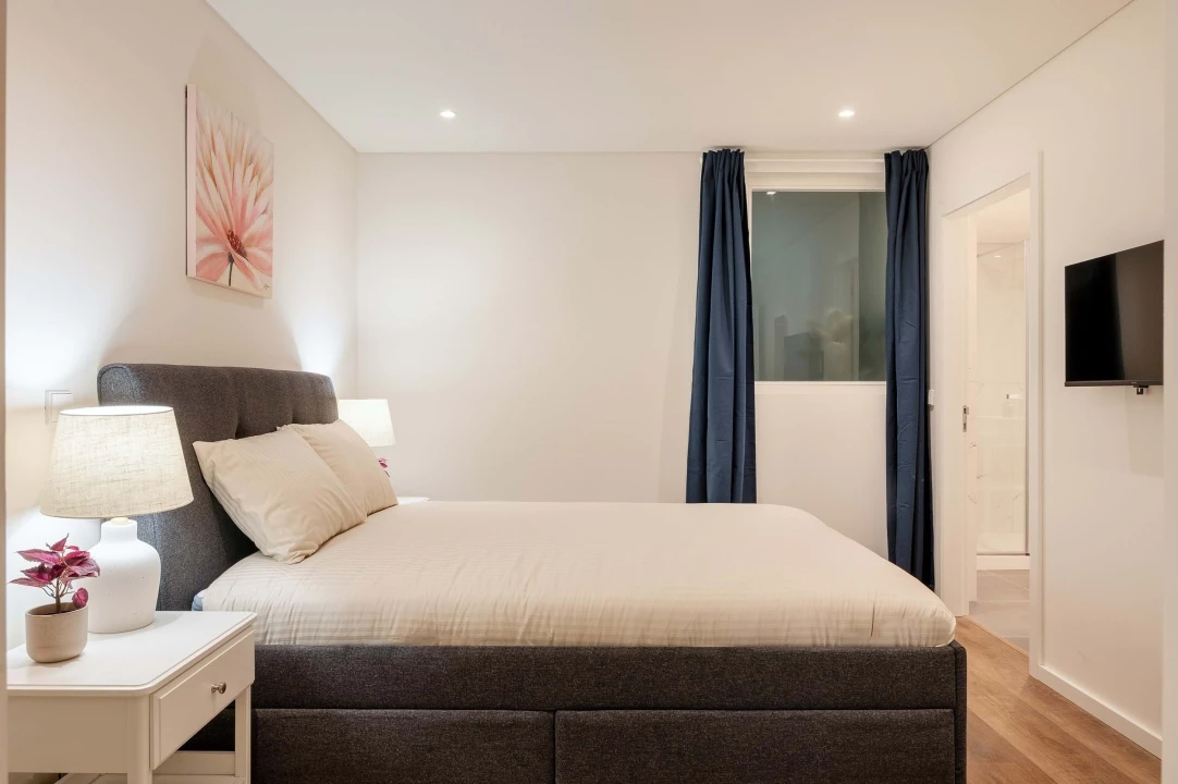 Apartamento T2 para Venda em Cedofeita, Santo Ildefonso, Sé, Miragaia, São Nicolau e Vitória Foto 16