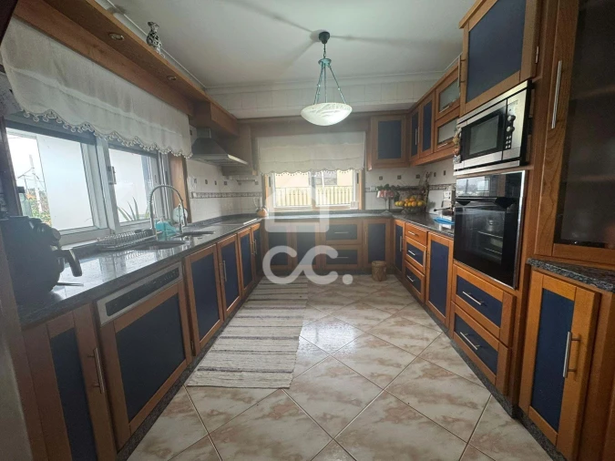 Moradia T6 para Venda em Cristelos, Boim e Ordem Foto 3