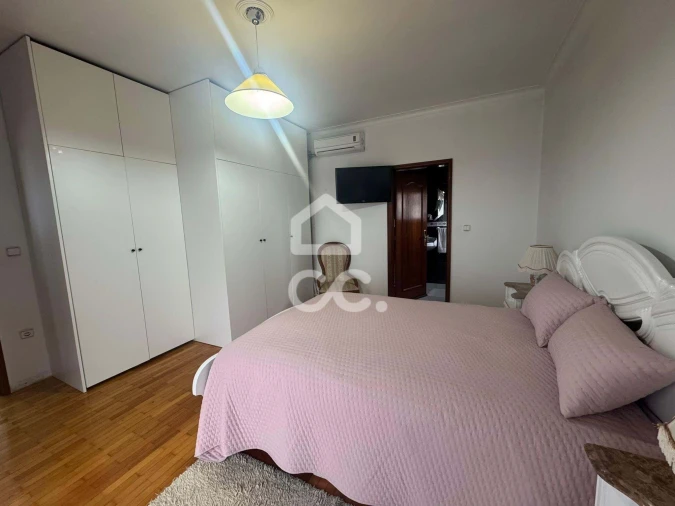 Moradia T6 para Venda em Cristelos, Boim e Ordem Foto 11