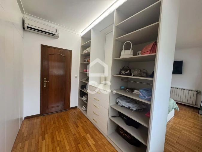 Moradia T6 para Venda em Cristelos, Boim e Ordem Foto 12