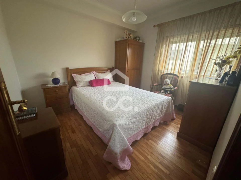 Moradia T6 para Venda em Cristelos, Boim e Ordem Foto 16