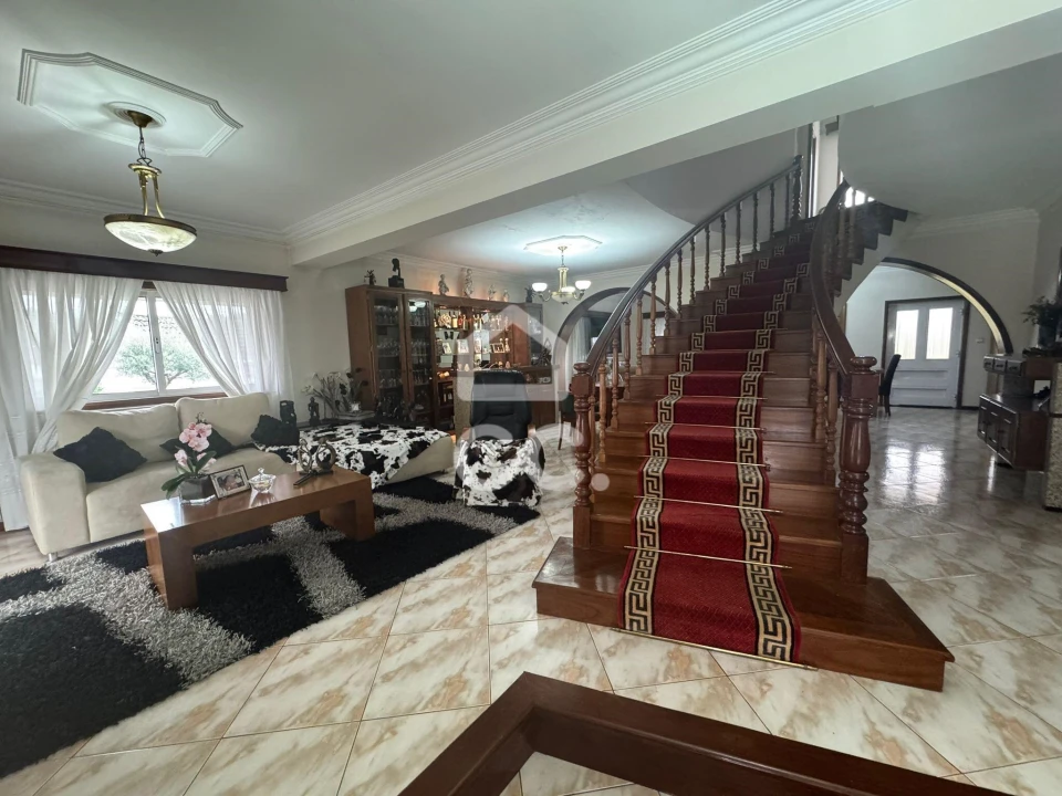 Moradia T6 para Venda em Cristelos, Boim e Ordem Foto 2