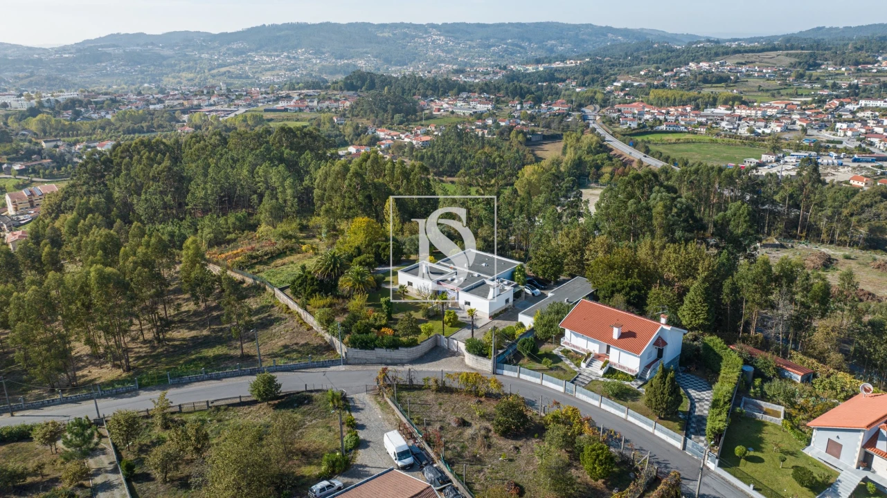 Moradia T4 para Venda em Fafe Foto 47