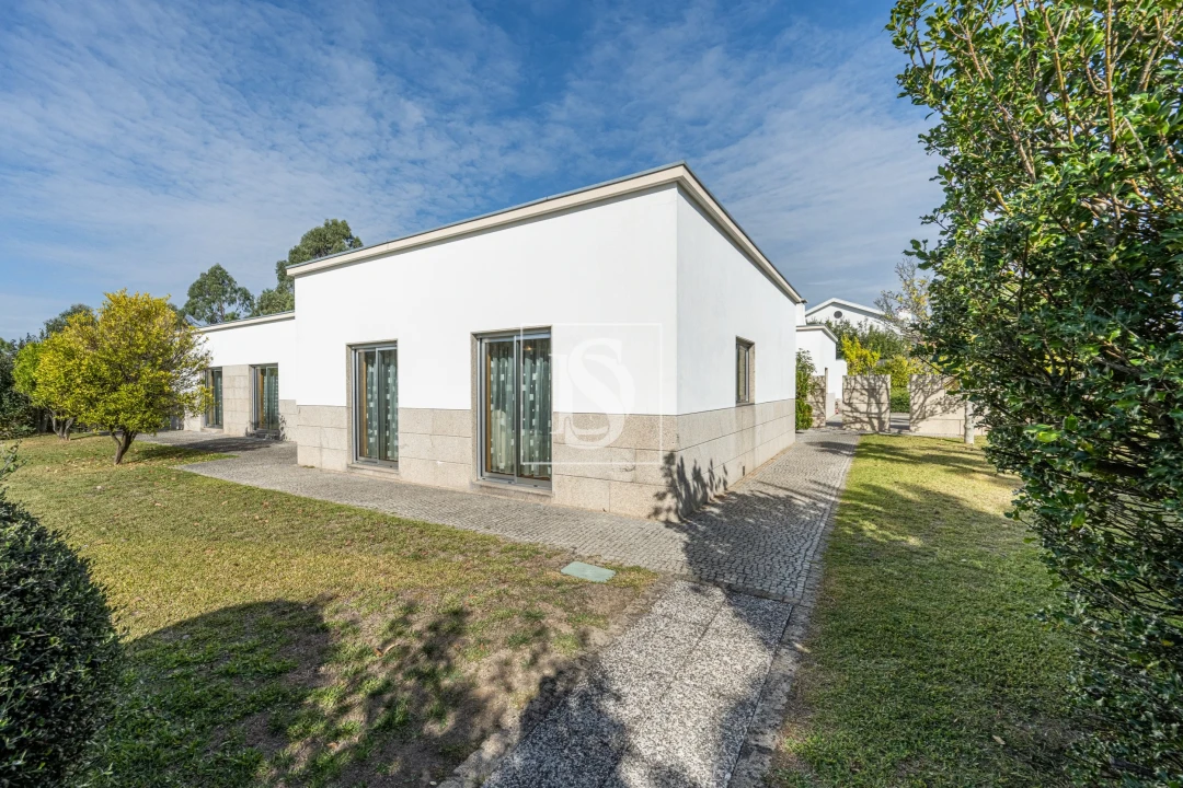 Moradia T4 para Venda em Fafe Foto 32