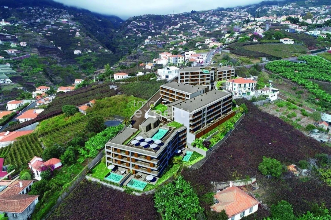 Apartamento T1 para Venda em Estreito de Camara de Lobos Foto 23