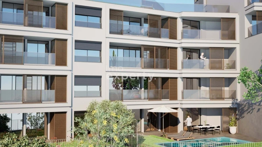 Apartamento T1 para Venda em Estreito de Camara de Lobos Foto 2