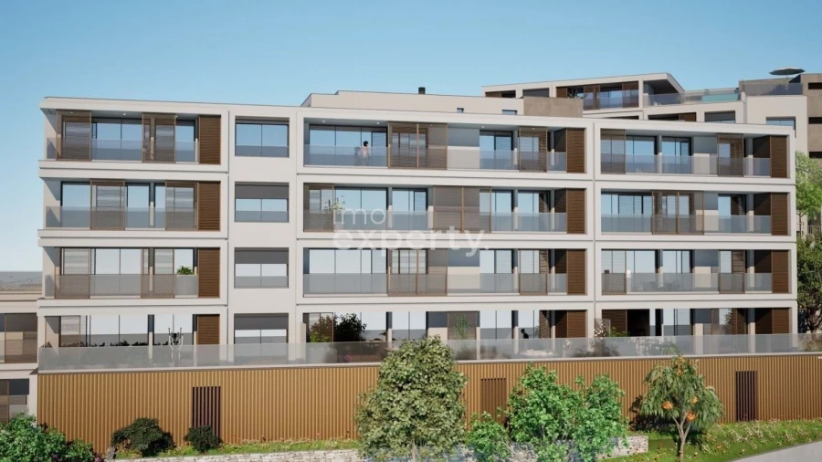 Apartamento T1 para Venda em Estreito de Camara de Lobos Foto 13