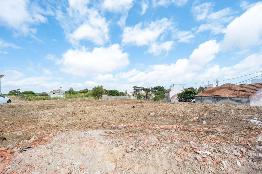 Terreno para Venda em Agualva e Mira-Sintra Foto 4