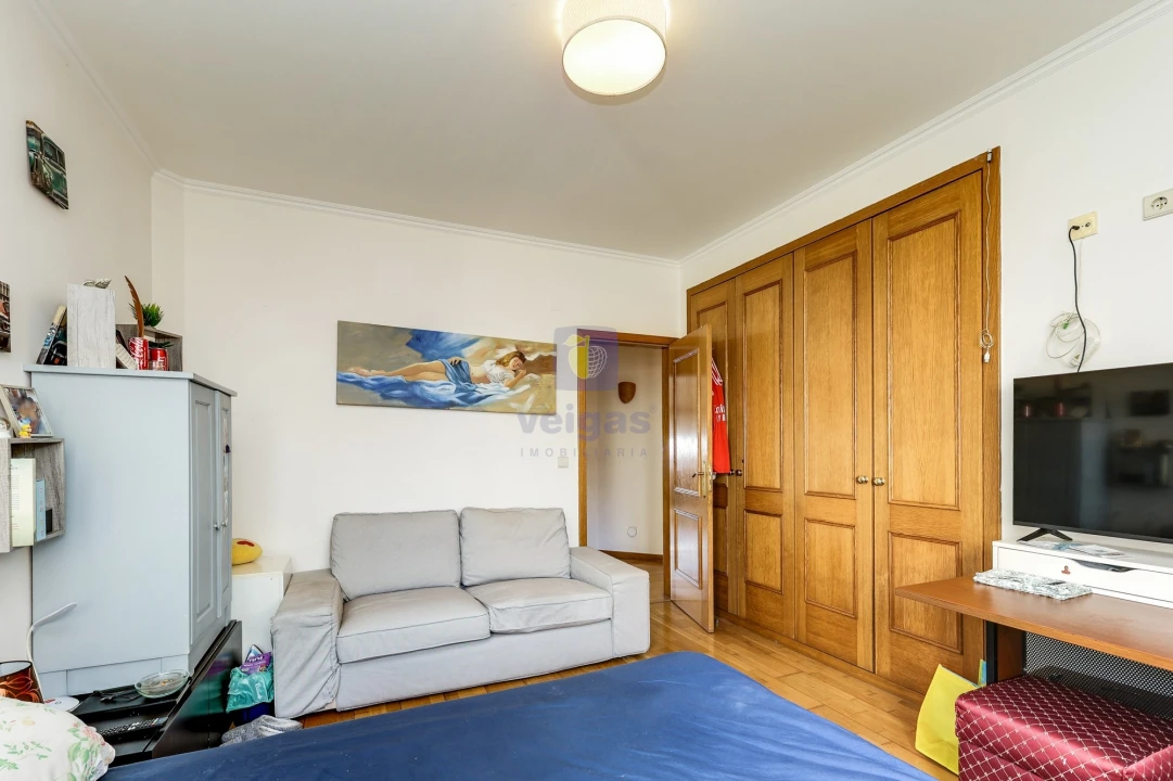 Apartamento T3 para Venda em Ramada e Caneças Foto 11