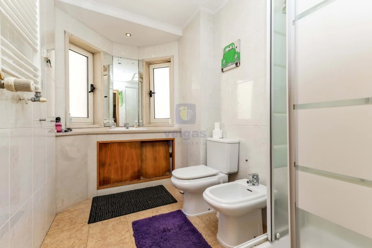 Apartamento T3 para Venda em Ramada e Caneças Foto 16