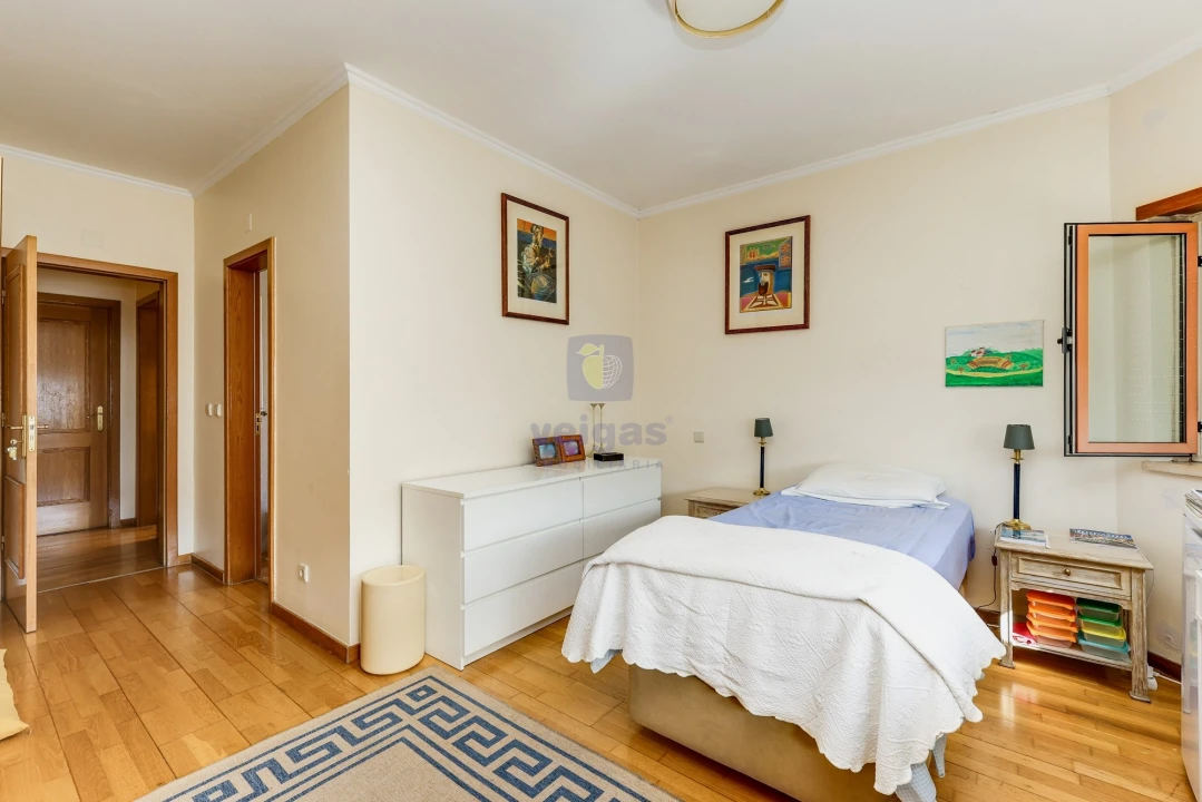 Apartamento T3 para Venda em Ramada e Caneças Foto 7