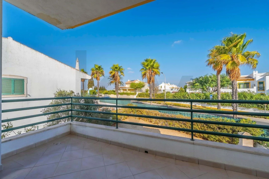 Moradia T2 para Venda em Albufeira e Olhos de Água Foto 56