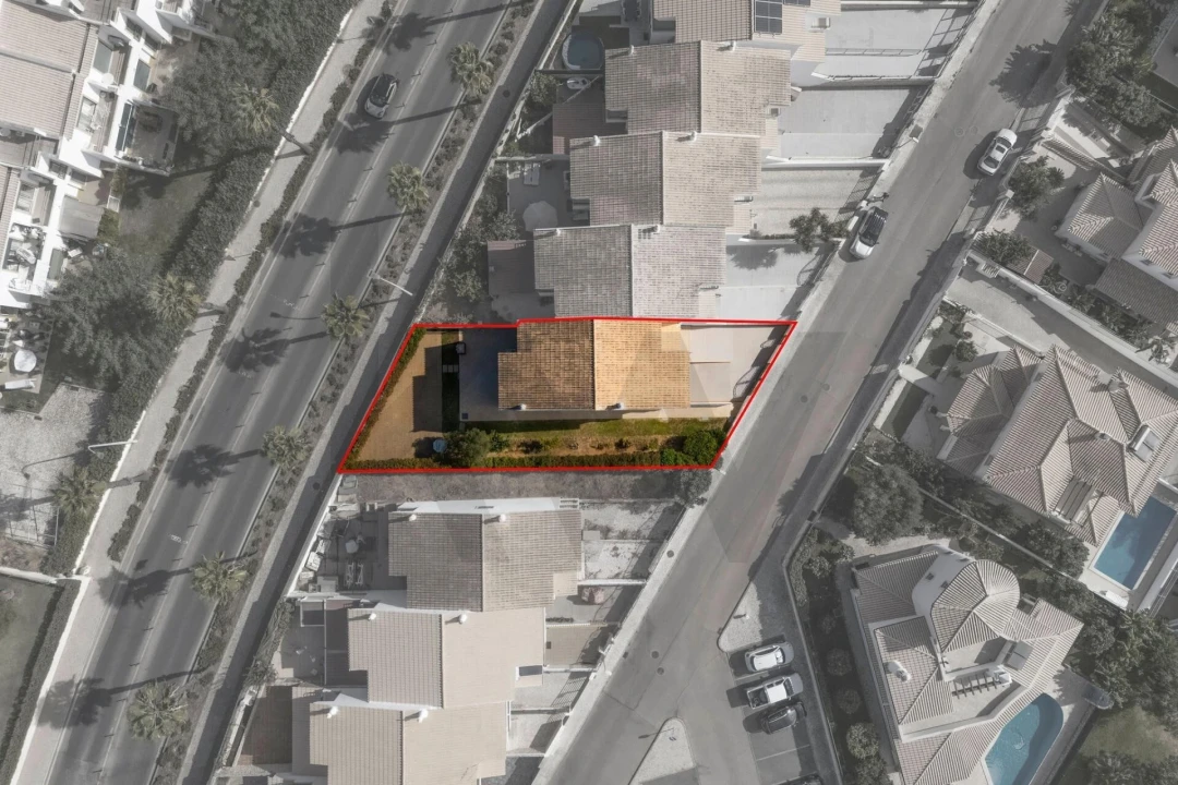Moradia T2 para Venda em Albufeira e Olhos de Água Foto 77