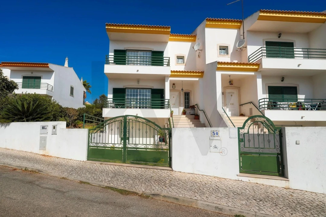 Moradia T2 para Venda em Albufeira e Olhos de Água Foto 4