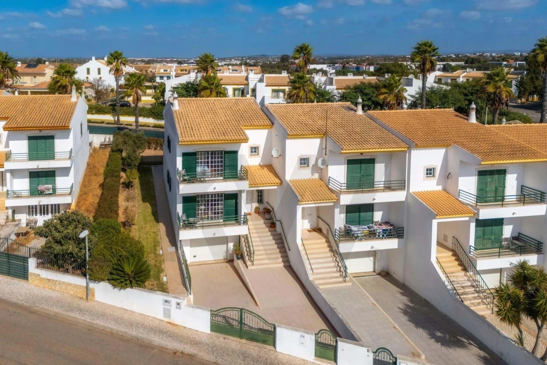 Moradia T2 para Venda em Albufeira e Olhos de Água Foto 8