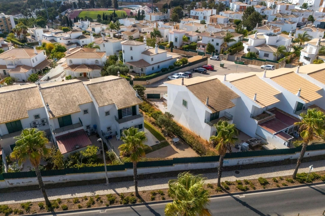 Moradia T2 para Venda em Albufeira e Olhos de Água Foto 73