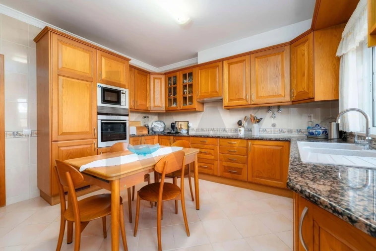 Moradia T2 para Venda em Albufeira e Olhos de Água Foto 29