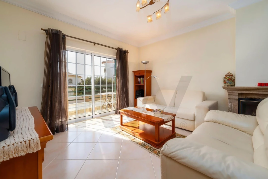 Moradia T2 para Venda em Albufeira e Olhos de Água Foto 22