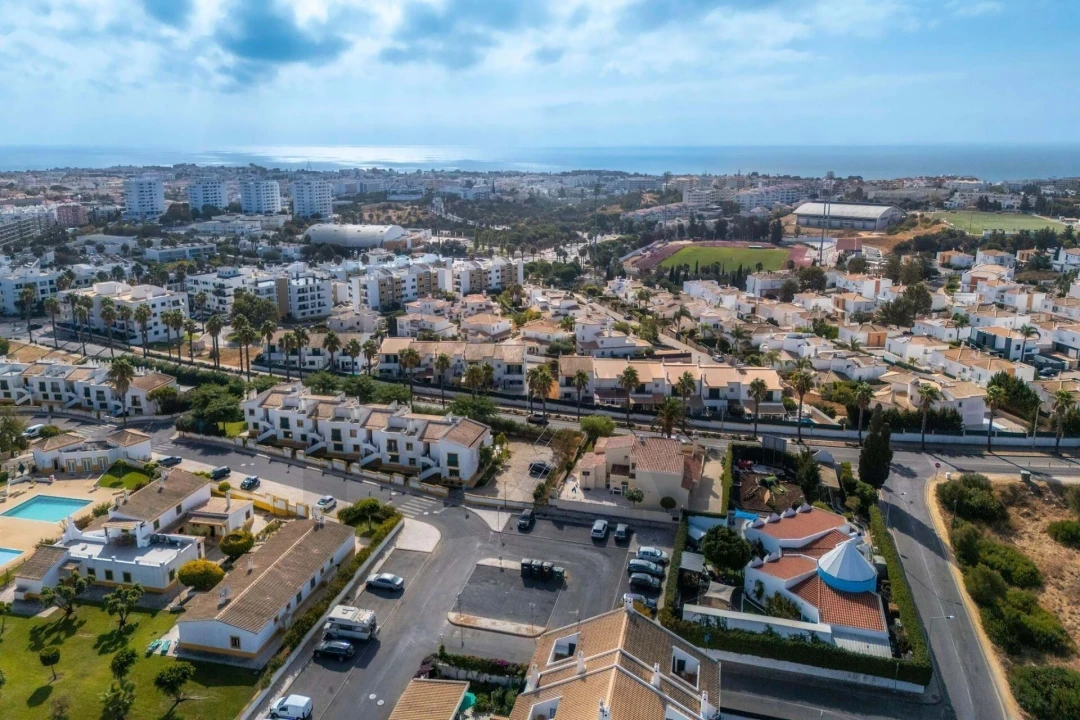 Moradia T2 para Venda em Albufeira e Olhos de Água Foto 70