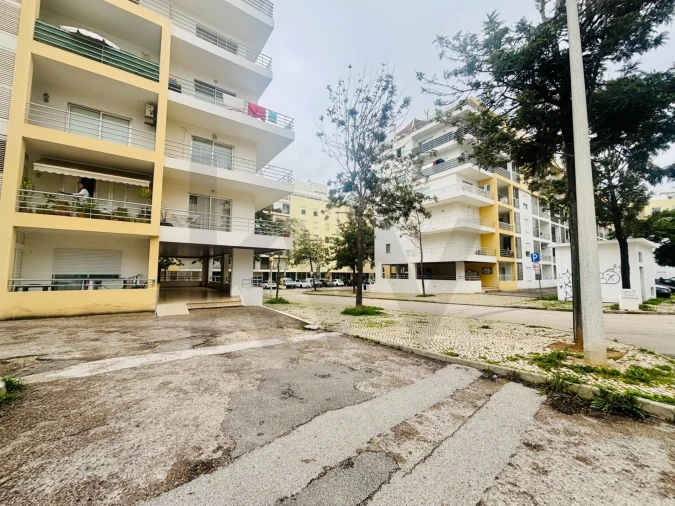 Apartamento T3 para Arrendamento férias em Portimão Foto 2