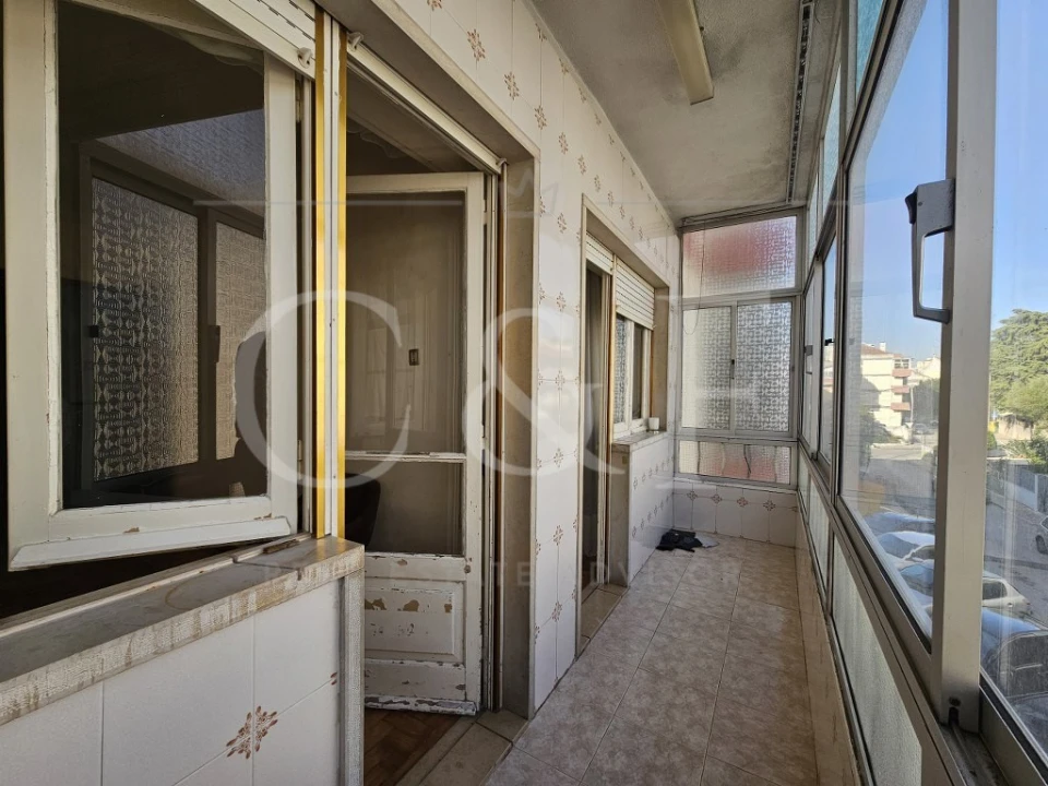 Apartamento T2 para Venda em Agualva e Mira-Sintra Foto 9