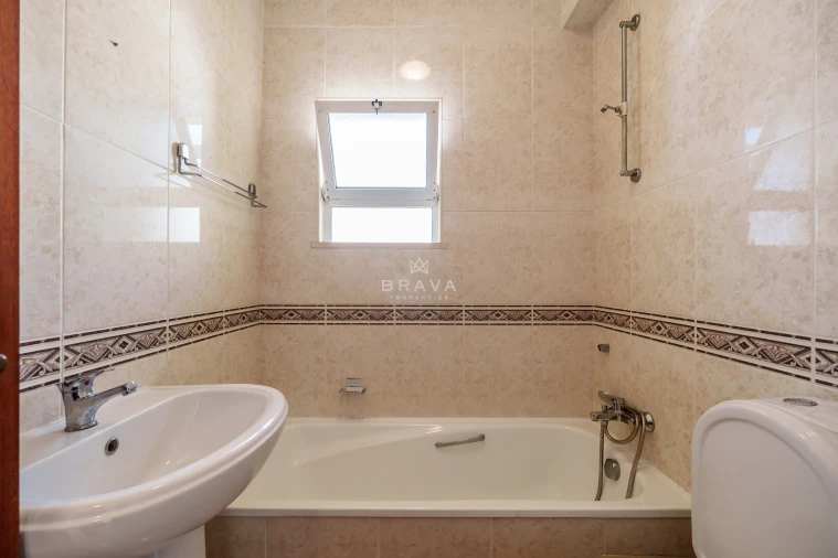 Apartamento T3 para Venda em Quarteira Foto 15