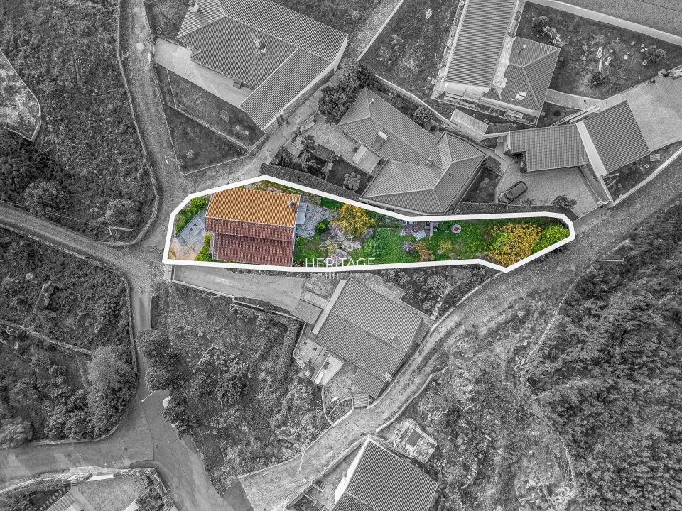 Moradia T3 para Venda em Vila de Punhe Foto 1