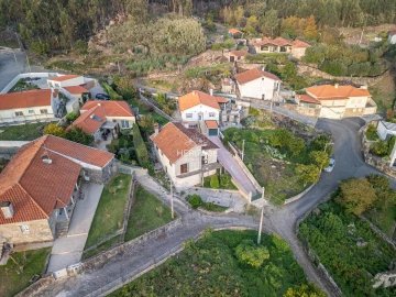 Moradia T3 para Venda em Vila de Punhe